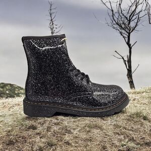 NEW Dr. Martens Cosmic Glitter Lace Up Ankle Boots Black Unisex Boys 5 Girls 6